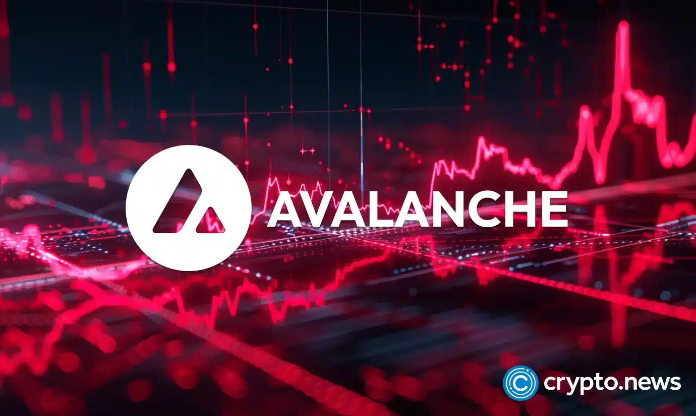 AVAX dev token kilit açılımı sonrası artarken, staking getirileri düştü